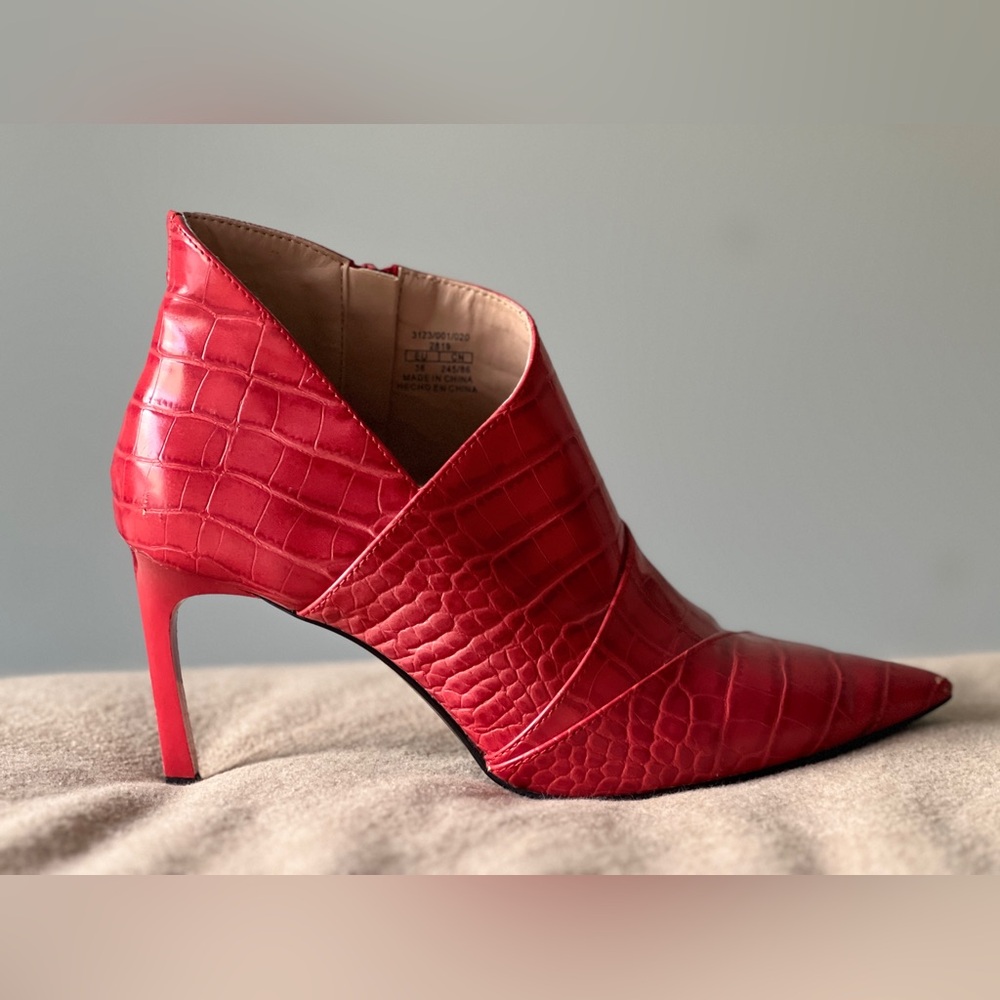 Zara Trafaluc Red Pointed Ankle Boots